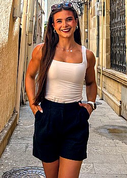 Martyna Janaszek image 3 of 3