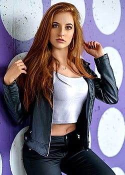 Martyna Losinska image 1 of 1
