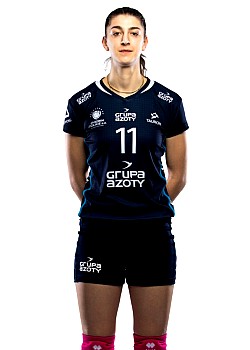Martyna Lukasik image 2 of 2