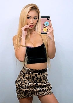 MaryJLeeee image 3 of 3