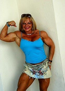 Maryse Manios image 2 of 2