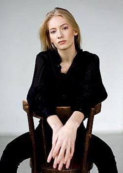 Marysia Dawidziuk image 2 of 4