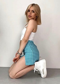 Masha Kondratenko image 3 of 4