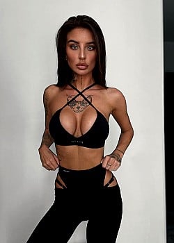 Masha Shestakova image 2 of 4