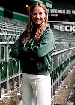 Mathilde Janzen image 3 of 4