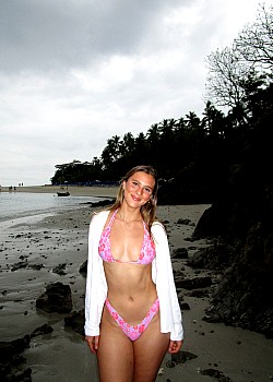 Maya Goudeseune image 3 of 4