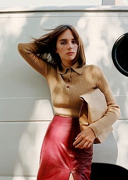 Maya Hawke image 1 of 4