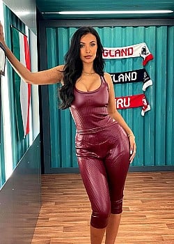 Maya Jama image 1 of 2