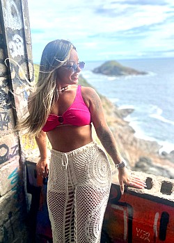 Mayane Machado image 2 of 2