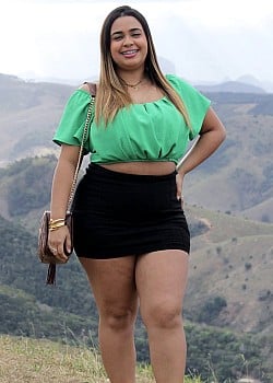 Mayra Cristina image 2 of 4