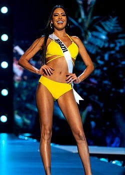 Mayra Dias image 2 of 3