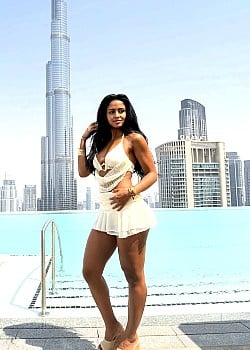 Maysa Martins image 3 of 4