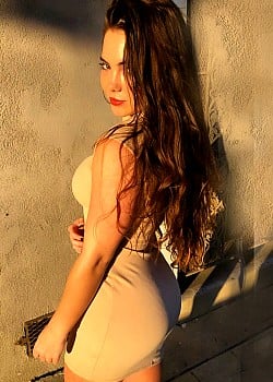 McKayla Maroney image 1 of 4