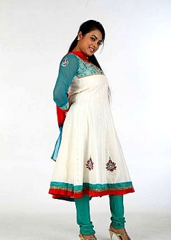 Meenakshi (Actress) image 2 of 4