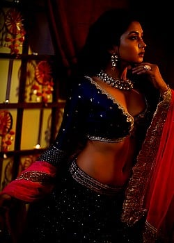 Meera Joshi image 2 of 4