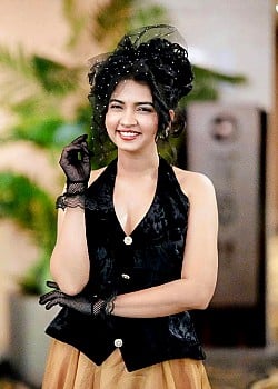 Meera Joshi image 1 of 4