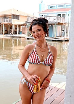 Meg Reily image 2 of 4