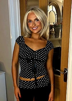 Megan Hughes (Instagram) image 2 of 3