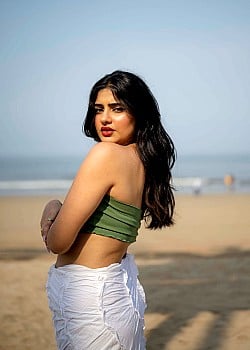 Megha Shah image 4 of 4
