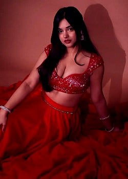 Mehak Syed image 2 of 2