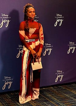 Mekia Cox image 4 of 4