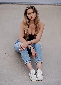 Melanie Hopfl image 3 of 3