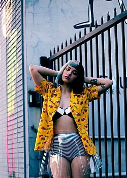 Melanie Martinez image 3 of 3