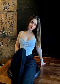 Melike Saygin image 4 of 4