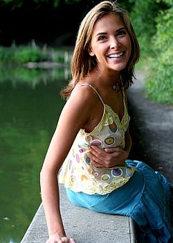 Melissa Theuriau image 2 of 4