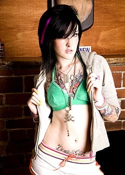 Melodie Gore image 2 of 4