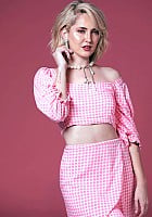Mercedes Lambre profile photo