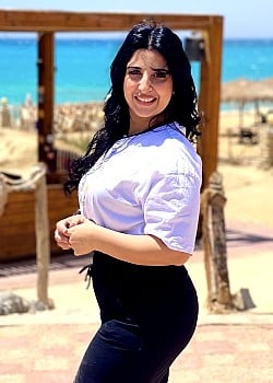 Merna Youssef image 1 of 4