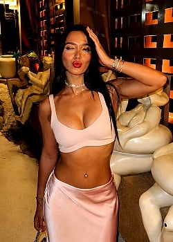 Merve Cin image 3 of 3