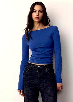 Mia Albaldes image 4 of 4