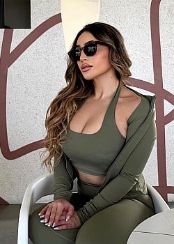 Mia Boudaher image 4 of 4