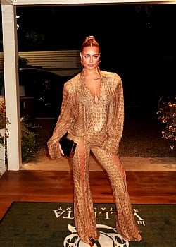 Mia Ferretti image 1 of 4