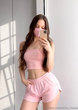 Mia Mason