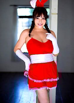 Mia Masuzaka image 2 of 4
