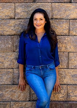 Mia Ruiz image 3 of 4