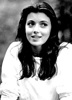 Mia Sara image 3 of 3
