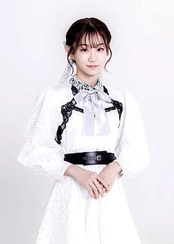 Mia Yuzuki image 2 of 2