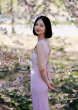 Michaela Zee image 1 of 1