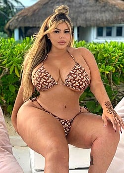 Michele Mendez image 3 of 4