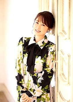 Midori Oka image 2 of 2