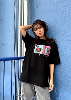 Miho Karasawa image 2 of 3