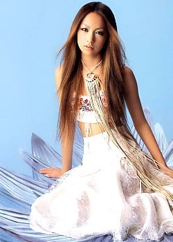 Mika Nakashima image 3 of 3
