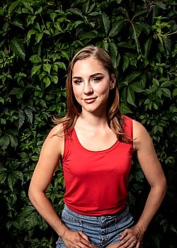 Mikhaila Peterson image 4 of 4