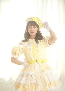 Miki Hashima image 3 of 3