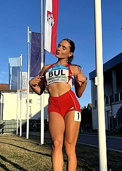 Mila Dimitrova image 3 of 4