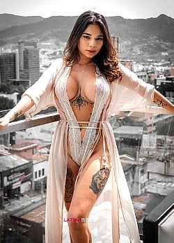 Mila Garcia image 2 of 2